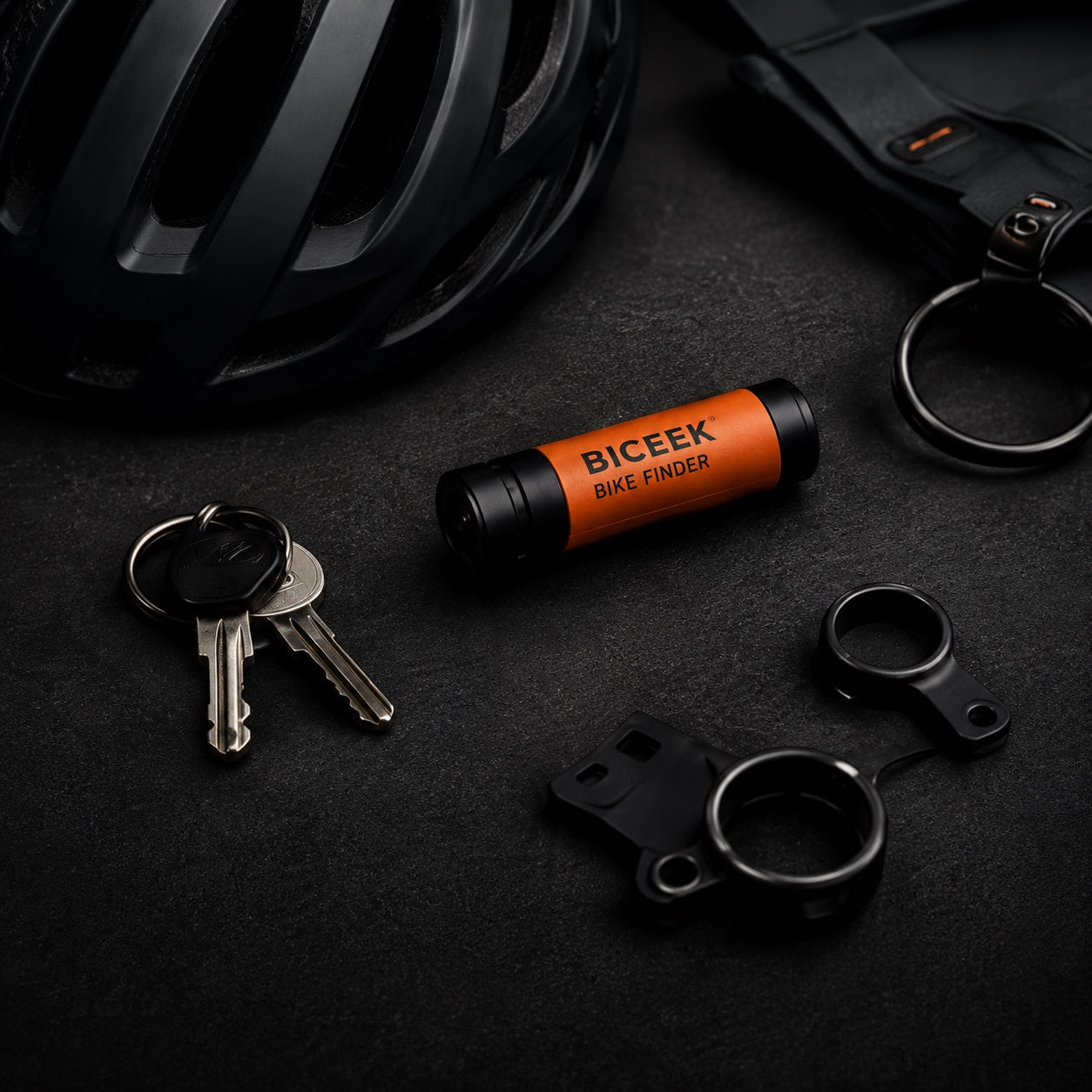 BICEEK Findhoo 200 beside cycling accessories